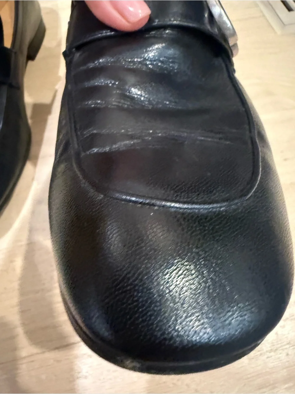 Gucci Black Leather Men’s Slip-On Loafers with Silver Double-G Bit